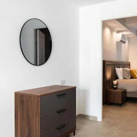 Modern 1br Close To Manoel Island Saint Julians & Tigne Shopping Mall