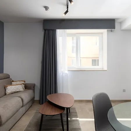 Modern 1br Close To Manoel Island Saint Julians & Tigne Shopping Mall Gzira