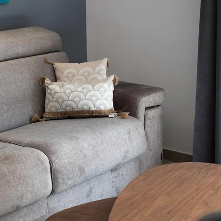 Modern 1br Close To Manoel Island Saint Julians & Tigne Shopping Mall Gzira