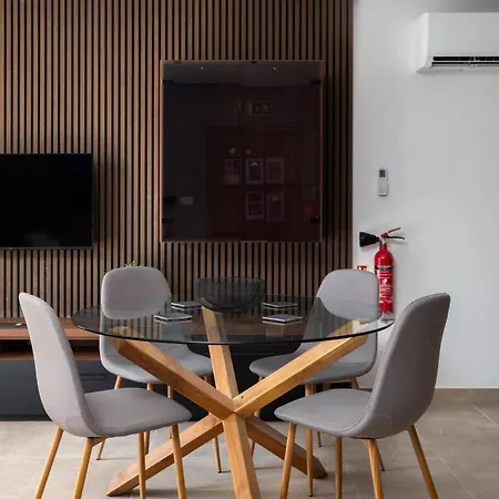 Modern 1br Close To Manoel Island Saint Julians & Tigne Shopping Mall Gzira