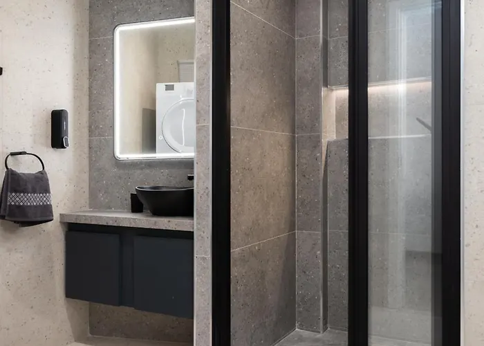 Daire Modern 1br Close To Manoel Island Saint Julians & Tigne Shopping Mall Gzira