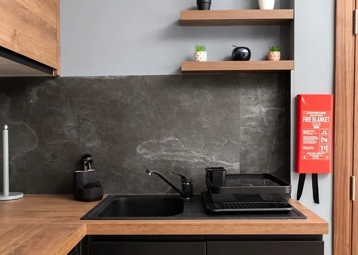 Modern 1br Close To Manoel Island Saint Julians & Tigne Shopping Mall Gzira