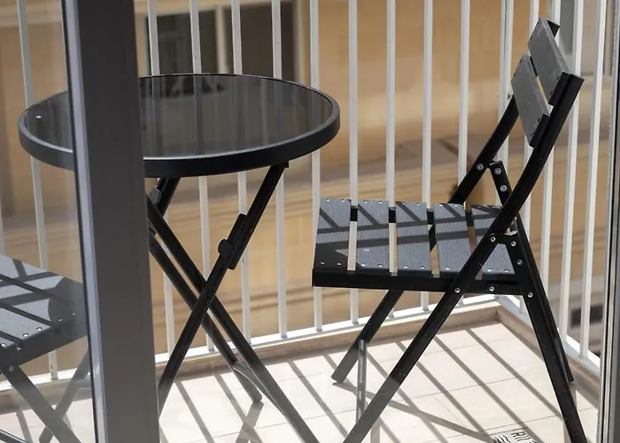 Daire Modern 1br Close To Manoel Island Saint Julians & Tigne Shopping Mall *